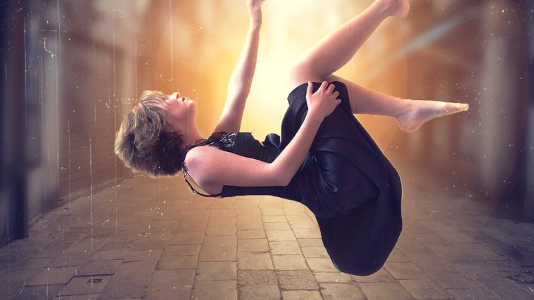 Levitation effect | photoshop tutorials | photo manipulation