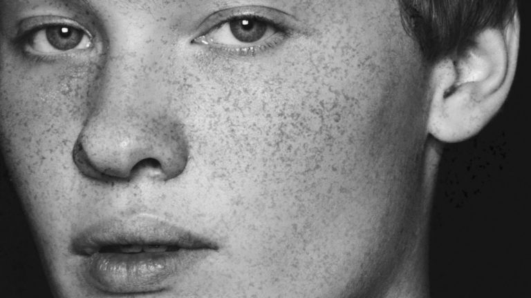 How to Create Freckles in Photoshop