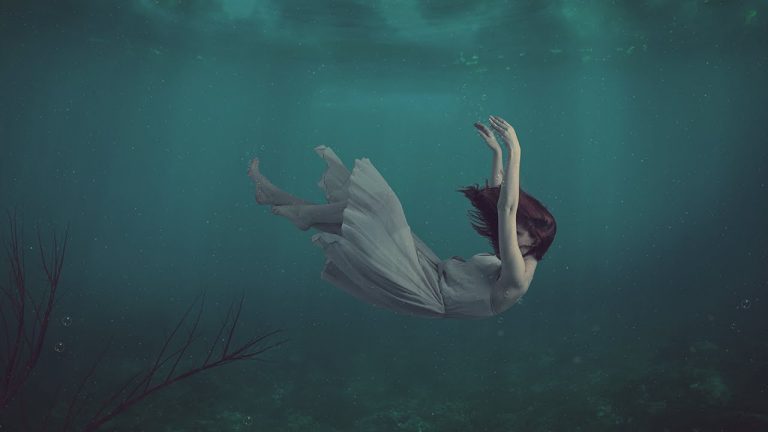 Beautiful Underwater Scene: Photoshop Tutorial